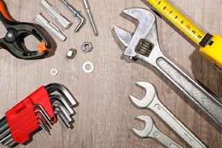 معرفی انواع آچار و اهمیت آنها در صنعت